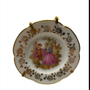 Vintage PORCELAINE
LIMOGES
CASTEL
FRANCE